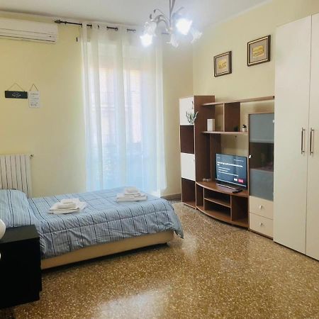 شقة تْشامبينو  في Alexandra House المظهر الخارجي الصورة