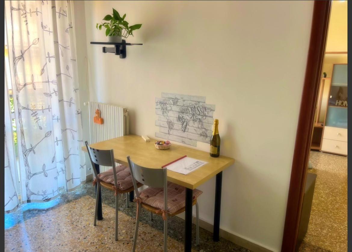 شقة تْشامبينو  في Alexandra House المظهر الخارجي الصورة