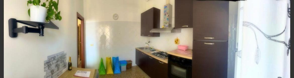 شقة تْشامبينو  في Alexandra House المظهر الخارجي الصورة